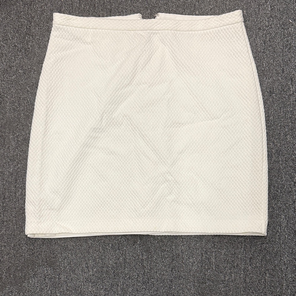 Ann Taylor White Textured Pencil Skirt